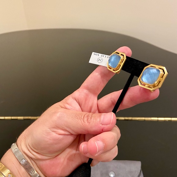 JULIE VOS. NWT Authentic Geneva Chalcedony Blue Clip Statement Earrings. - Picture 14 of 14